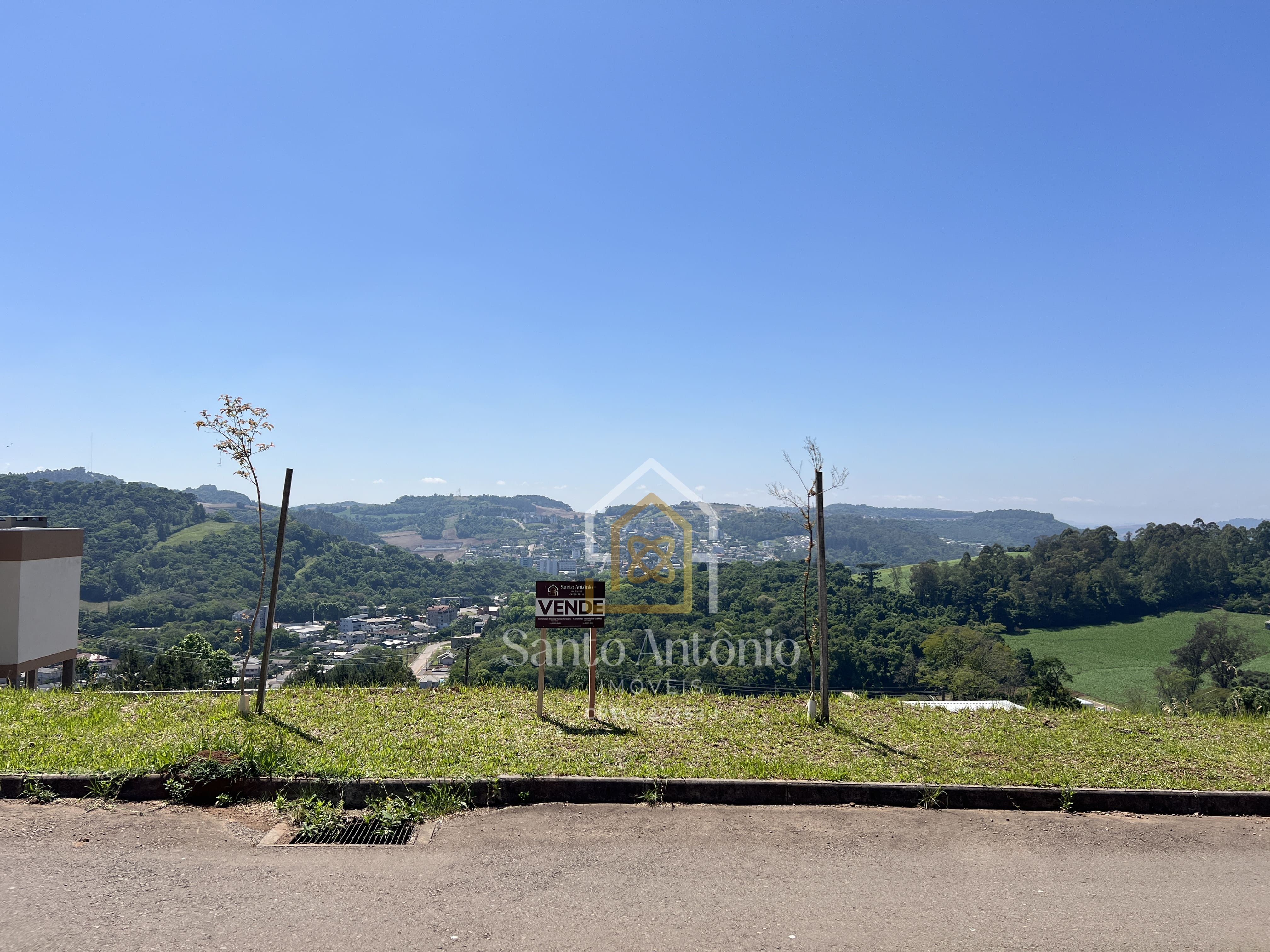 Terreno residencial à venda - Bairro Planalto