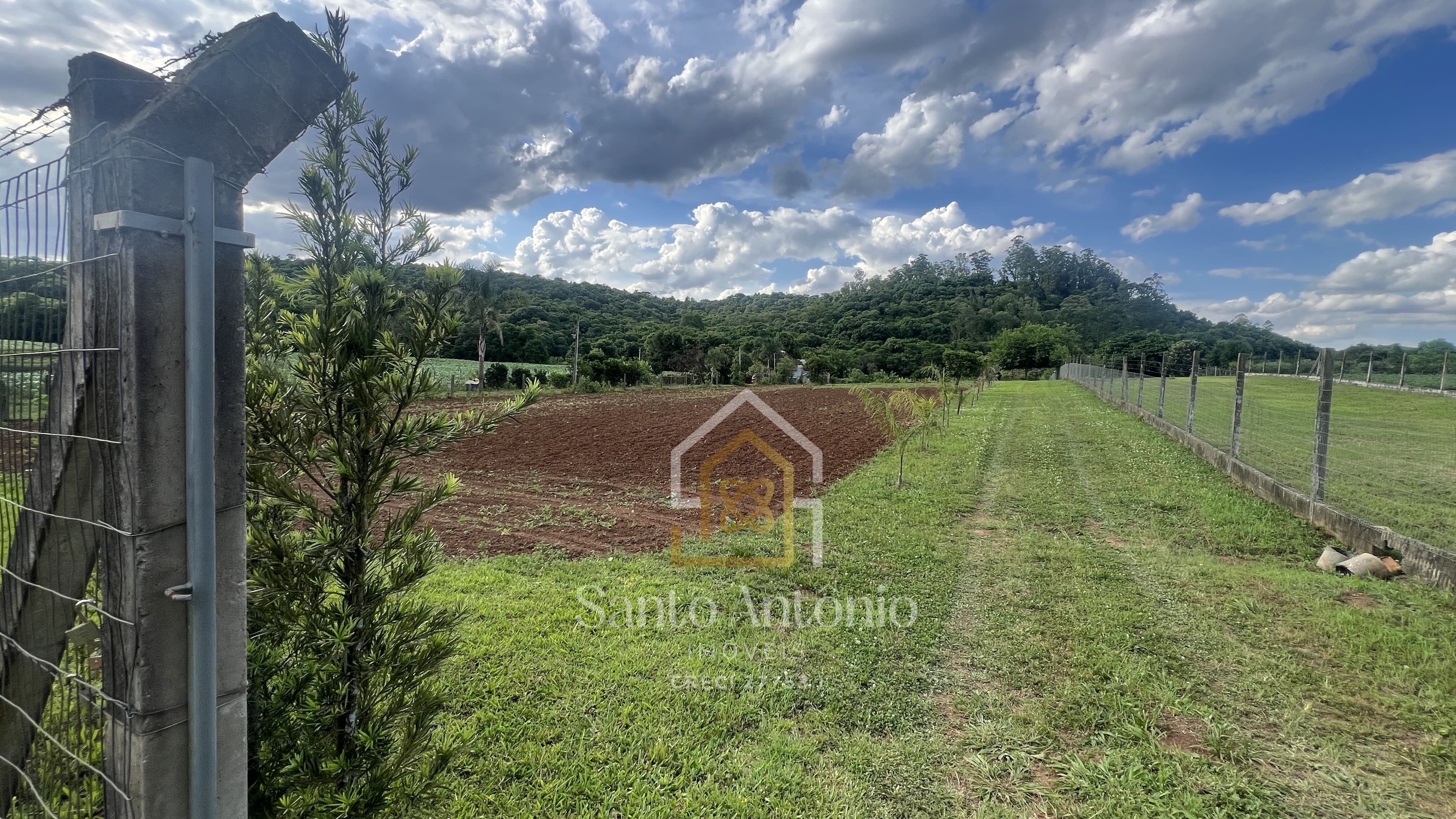 Sítio à venda - Rio Carreiro