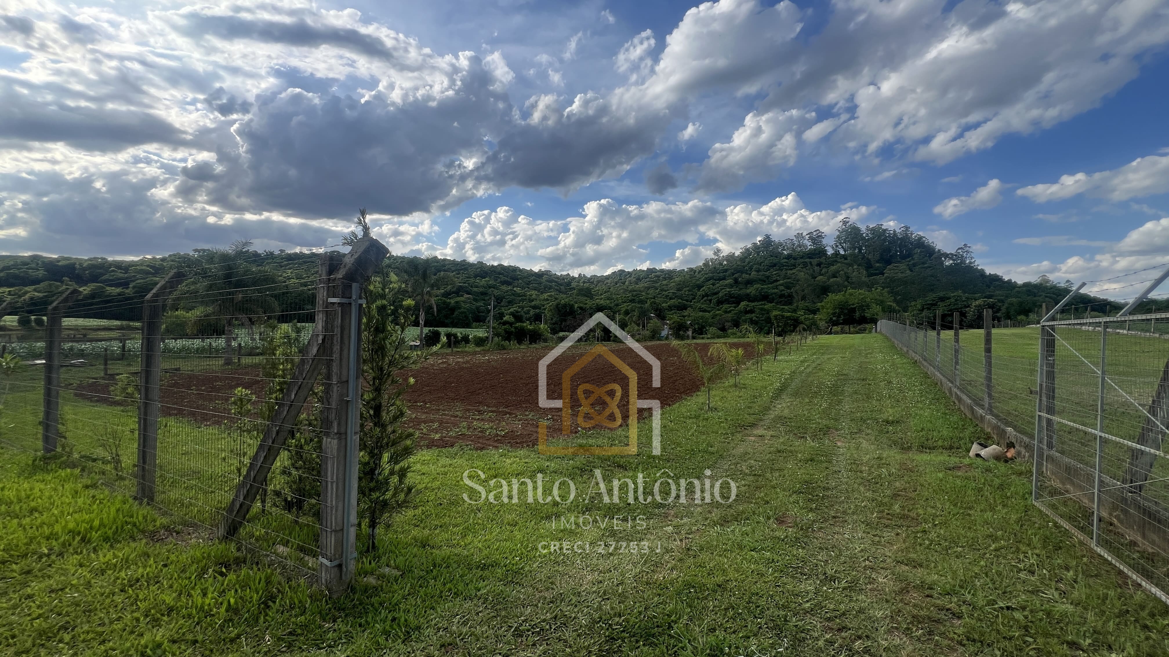 Sítio à venda - Rio Carreiro