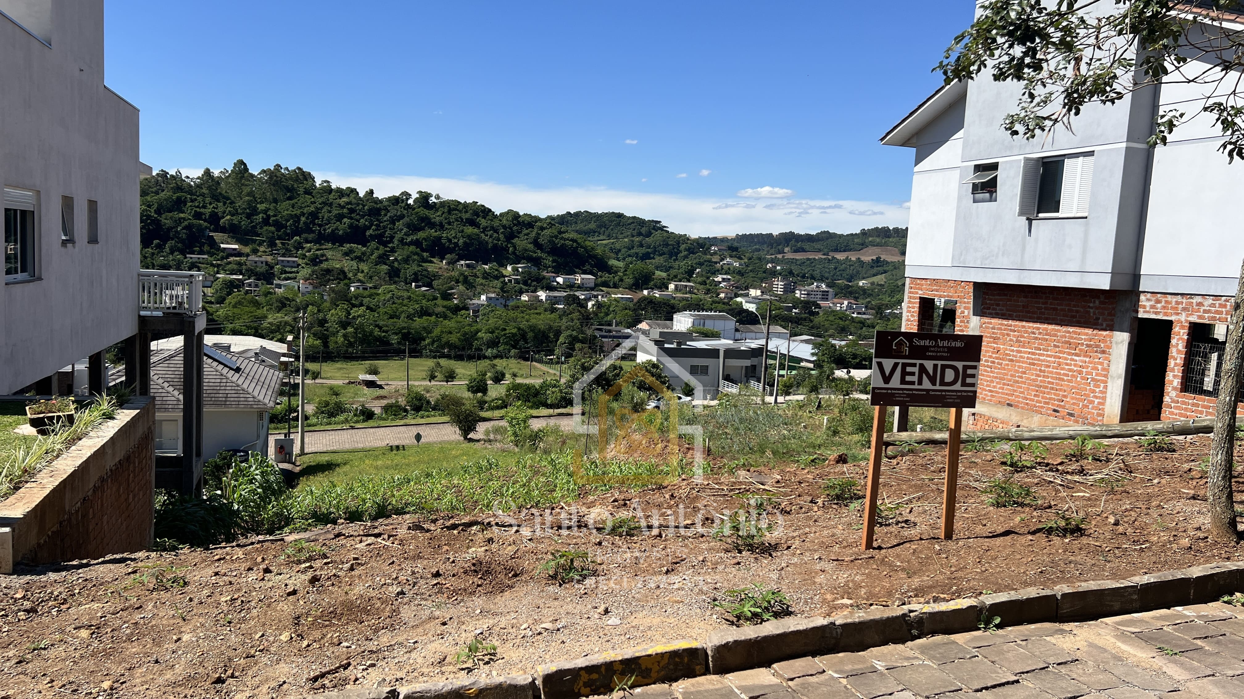 Terreno Residencial  à venda - Bairro Santin