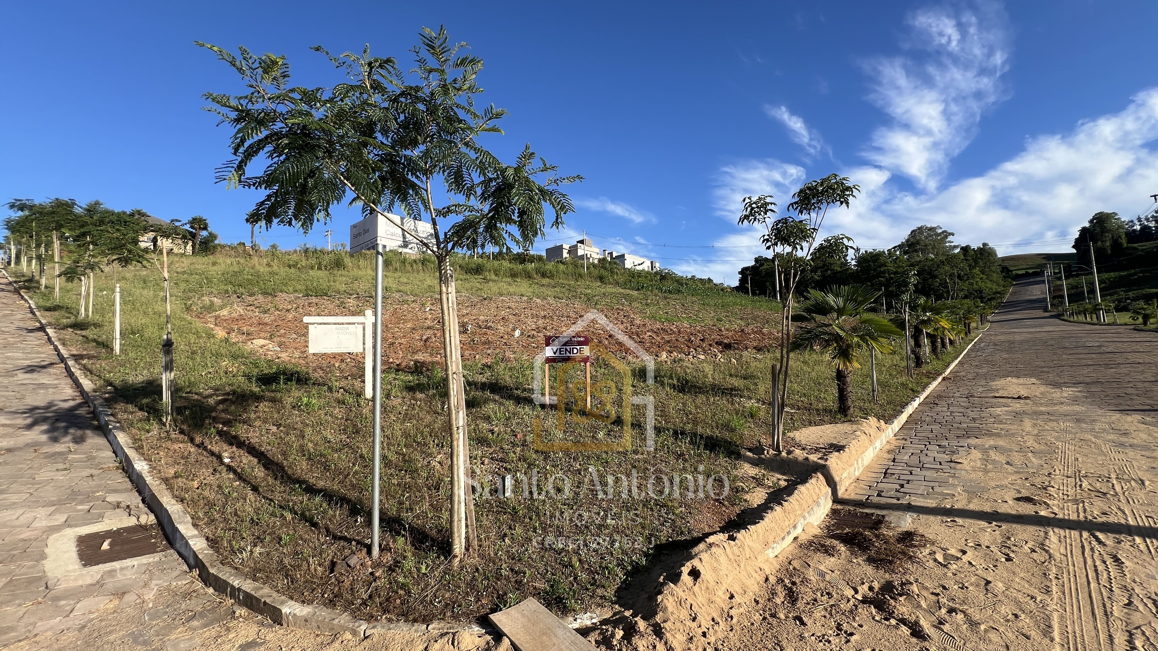 Terreno residencial à venda - Bairro Santin