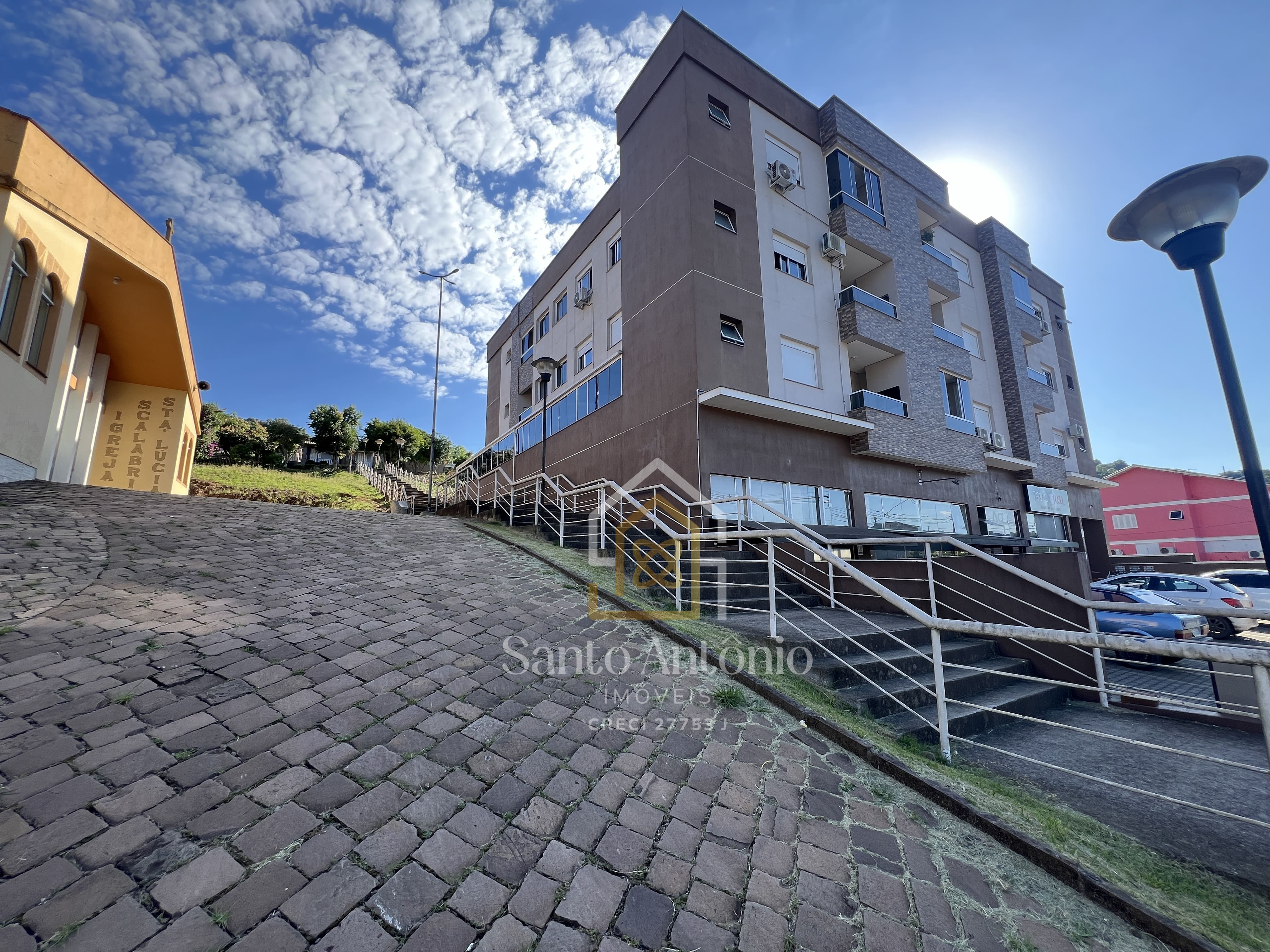 Apartamento - Bairro Gramadinho