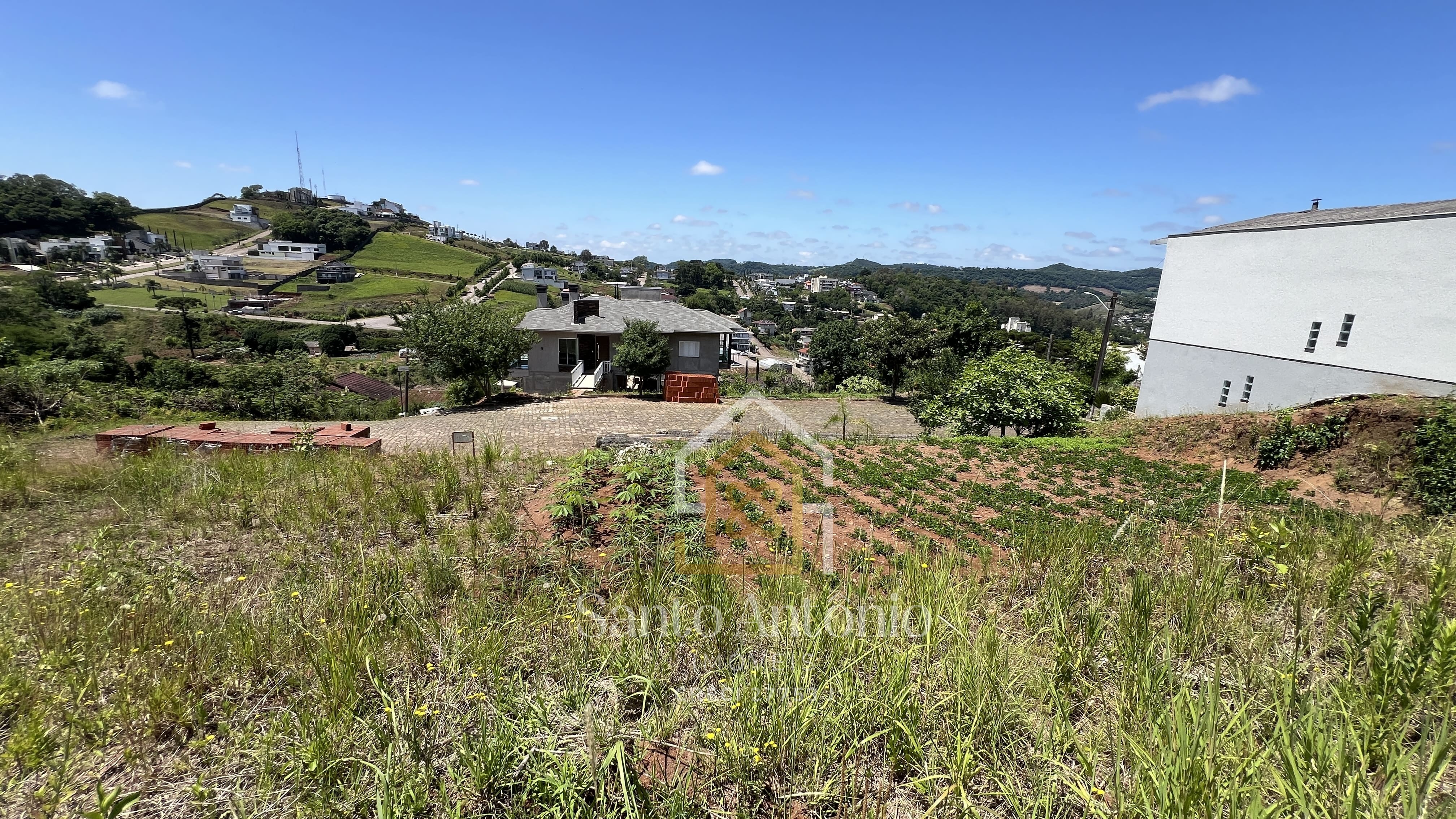 Terreno residencial à venda - Monte Grappa